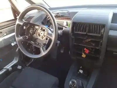 Veículo de Sucata audi a2 (8z) 1.6 fsi do ano 2003 alimentado bad