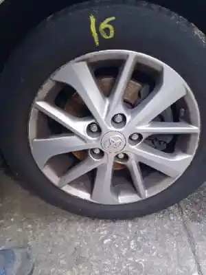 Veículo de Sucata toyota auris (_e18_) 2.0 d-4d (ade186_) do ano 2014 alimentado 