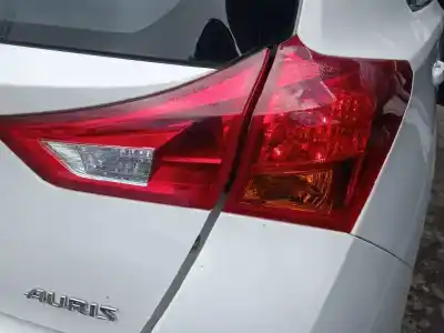 Veículo de Sucata toyota auris (_e18_) 2.0 d-4d (ade186_) do ano 2014 alimentado 