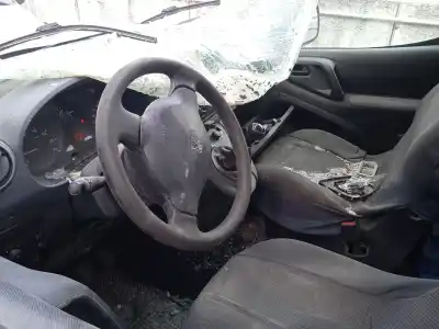 Veicolo di demolizione peugeot partner tepee 1.6 hdi 90 dell'anno 2014 alimentato 9hp