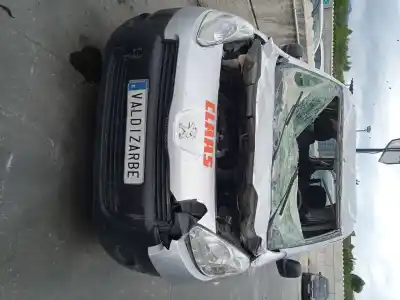 Veicolo di demolizione peugeot partner tepee 1.6 hdi 90 dell'anno 2014 alimentato 9hp
