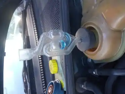 Veicolo di demolizione volkswagen passat b5.5 (3b3) 2.0 dell'anno 2001 alimentato azm