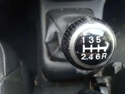 Veicolo di demolizione honda cr-v ii (rd_) 2.2 ctdi (rd9) dell'anno 2005 alimentato n22a2