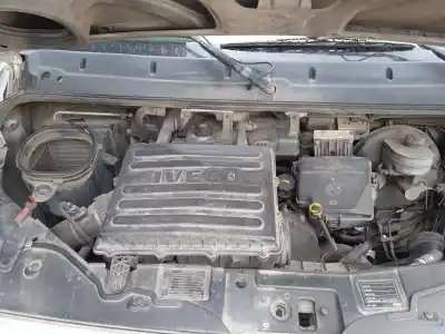 Здавання транспортного засобу iveco                                              daily v furgón                                                                                                                                                                                                                                             29s13, 29l13, 35c13, 35s13, 40c13, 40s13 року 2012 потужний f1ae3481b