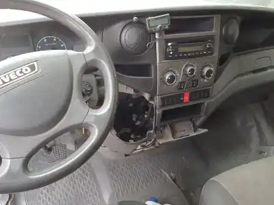 Здавання транспортного засобу iveco                                              daily v furgón                                                                                                                                                                                                                                             29s13, 29l13, 35c13, 35s13, 40c13, 40s13 року 2012 потужний f1ae3481b