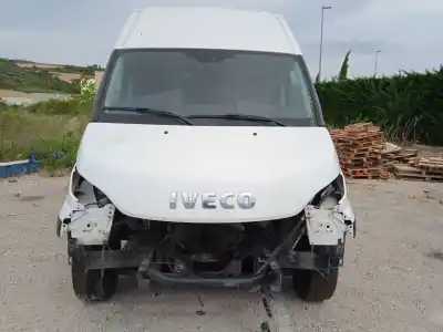 Здавання транспортного засобу iveco daily vi caja/chasis 33s15, 35s15, 35c15 року 2015 потужний f1afl411c