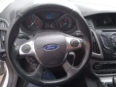 Scrapping Vehicle ford focus iii 1.0 ecoboost of the year 2013 powered m2da