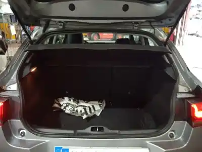 Здавання транспортного засобу citroen c4 cactus 1.5 bluehdi 120 року 2019 потужний yhx (dv5rc)