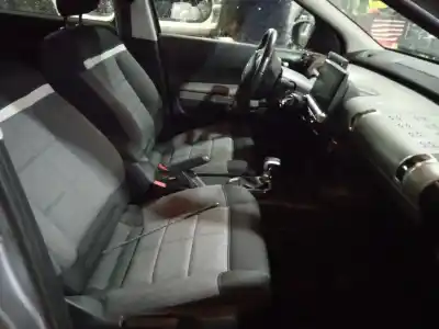 Здавання транспортного засобу citroen c4 cactus 1.5 bluehdi 120 року 2019 потужний yhx (dv5rc)