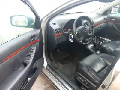 Здавання транспортного засобу toyota avensis (_t25_) 2.2 d-4d (adt251_) року 2005 потужний 2ad-ftv