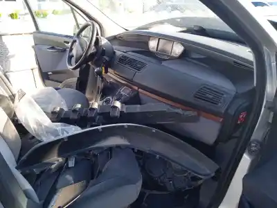 Scrapping Vehicle citroen c8 (ea_, eb_) 2.2 hdi of the year 2006 powered 4hw (dw12ted4)