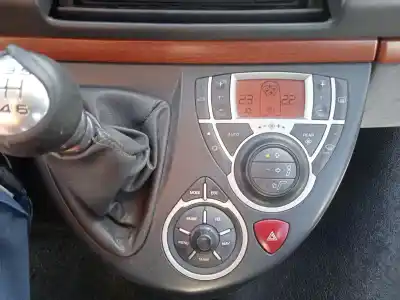 Scrapping Vehicle citroen c8 (ea_, eb_) 2.2 hdi of the year 2006 powered 4hw (dw12ted4)