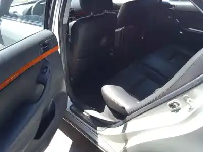 Здавання транспортного засобу toyota avensis (_t25_) 2.0 d-4d (adt250_) року 2008 потужний 1ad