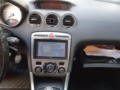 Veicolo di demolizione peugeot 308 i (4a_, 4c_) 1.6 16v dell'anno 2008 alimentato 5fw