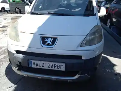 Veículo de Sucata peugeot partner tepee 1.6 hdi 75 (16v) do ano 2009 alimentado 9ht (dv6bted4)