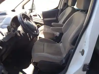 Veículo de Sucata peugeot partner tepee 1.6 hdi 75 (16v) do ano 2009 alimentado 9ht (dv6bted4)