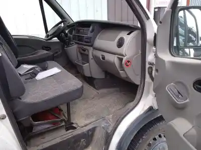 Здавання транспортного засобу renault master ii furgón (fd) 2.5 dci року 2010 потужний g9u650