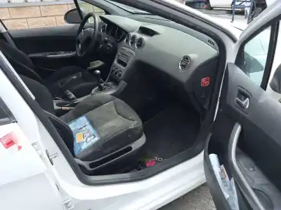 Veículo de Sucata peugeot 308 i (4a_, 4c_) 1.4 16v do ano 2011 alimentado 8fr (ep3)