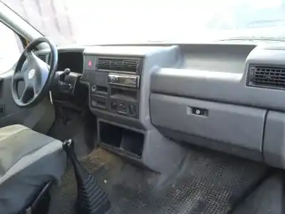 Здавання транспортного засобу vw                                                 transporter iv autobús (70b, 70c, 7db, 7dk, 70j, 70k, 7dc, 7                                                                                                                                                                                               2.5 tdi                                                                                                                                                                                                                                                    року 2001 потужний acv