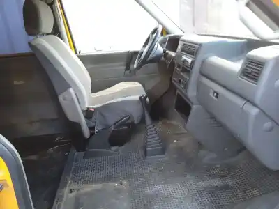 Здавання транспортного засобу vw                                                 transporter iv autobús (70b, 70c, 7db, 7dk, 70j, 70k, 7dc, 7                                                                                                                                                                                               2.5 tdi                                                                                                                                                                                                                                                    року 2001 потужний acv