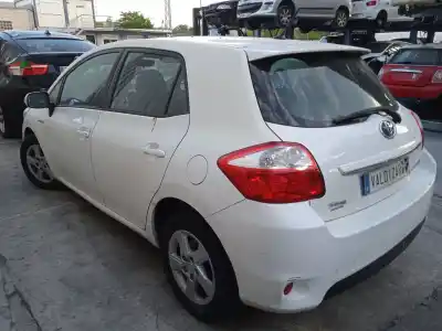 Veicolo di demolizione toyota auris (_e15_) 1.8 hybrid (zwe150_) dell'anno 2011 alimentato 2zr-fxe