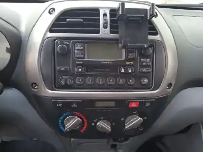 Véhicule à la ferraille toyota rav 4 ii (_a2_) 1.8 (zca25_, zca26_) de l'année 2003 alimenté 1zz-fe