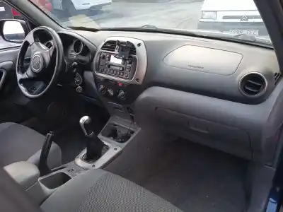 Véhicule à la ferraille toyota rav 4 ii (_a2_) 1.8 (zca25_, zca26_) de l'année 2003 alimenté 1zz-fe