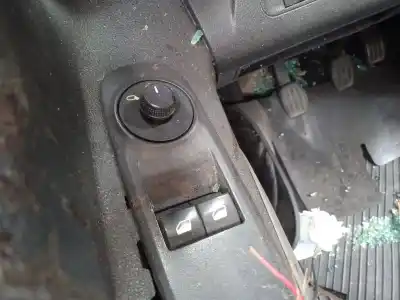 Здавання транспортного засобу peugeot rifter 1.2 puretech 110 року 2019 потужний hnp (eb2adt)