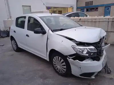 Veículo de Sucata DACIA SANDERO II 1.0 SCE 75 (B8JC, B8JD) do ano 2018 alimentado B4D411