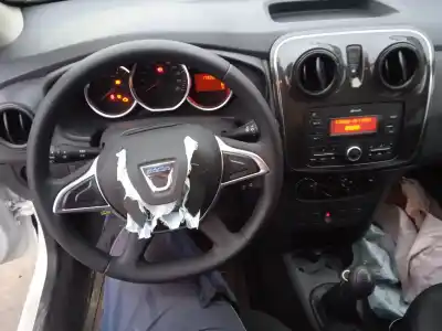 Veículo de Sucata dacia sandero ii 1.0 sce 75 (b8jc, b8jd) do ano 2018 alimentado b4d411