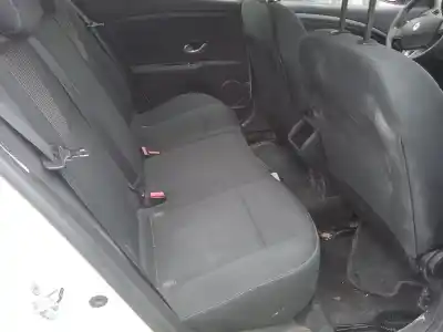 Здавання транспортного засобу renault megane iii fastback (bz0/1_, b3_) 1.5 dci (bz09, bz0d, bz1w, bz29, bz14) року 2011 потужний k9k836
