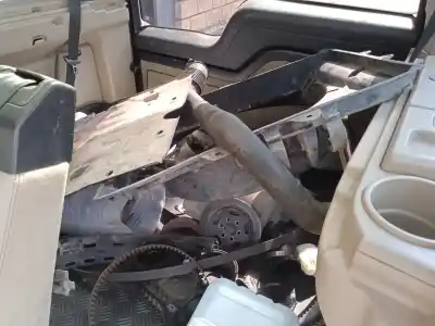 Veículo de Sucata land rover discovery iv (l319) 3.0 td 4x4 do ano 2010 alimentado 306dt