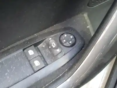 Veículo de Sucata peugeot 2008 i (cu_) 1.6 bluehdi 100 do ano 2017 alimentado bhy