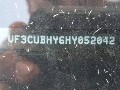 Veículo de Sucata peugeot 2008 i (cu_) 1.6 bluehdi 100 do ano 2017 alimentado bhy