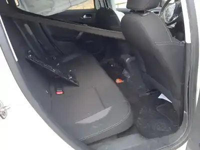 Veículo de Sucata peugeot 2008 i (cu_) 1.6 bluehdi 100 do ano 2017 alimentado bhy