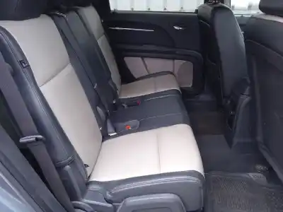 Vehicul casat dodge journey 2.0 crd al anului 2010 alimentat bwd