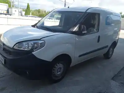 Veículo de Sucata fiat doblo cargo (263_) 1.3 d multijet do ano 2016 alimentado 263a6000
