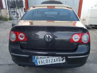 Véhicule à la ferraille volkswagen                                         passat b6 (3c2)                                                                                                                                                                                                                                            2.0 tdi                                                                                                                                                                                                                                                    de l'année 2007 alimenté bmr