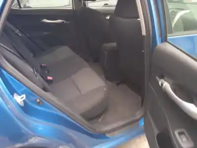 Здавання транспортного засобу toyota auris (_e15_) 1.6 (zre151_) року 2012 потужний 1zr