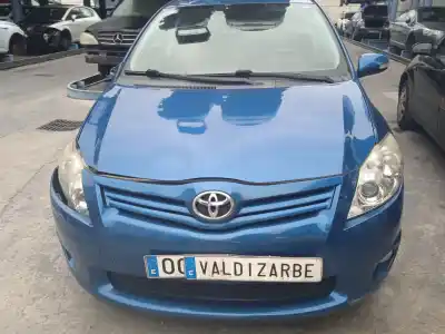 Здавання транспортного засобу toyota auris (_e15_) 1.6 (zre151_) року 2012 потужний 1zr