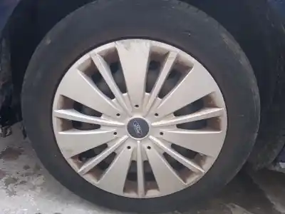 Veicolo di demolizione ford focus iii 1.6 tdci dell'anno 2015 alimentato t1da