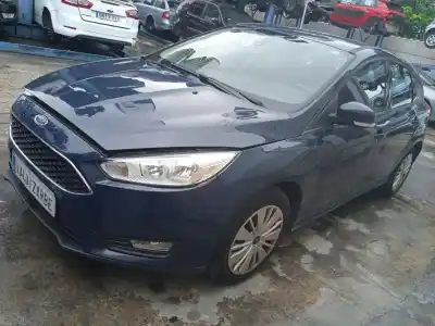 Veicolo di demolizione ford focus iii 1.6 tdci dell'anno 2015 alimentato t1da