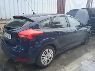 Veicolo di demolizione ford focus iii 1.6 tdci dell'anno 2015 alimentato t1da