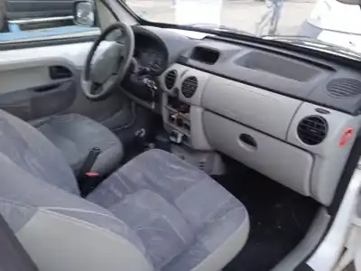 Veículo de Sucata renault kangoo (kc0/1_) 1.5 dci (kc07) do ano 2004 alimentado k9k704