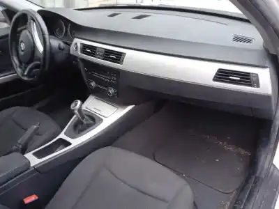 Veicolo di demolizione bmw 3 (e90) 320 d dell'anno 2009 alimentato n47d20c