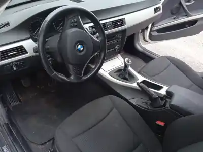 Veicolo di demolizione bmw 3 (e90) 320 d dell'anno 2009 alimentato n47d20c