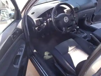 Veicolo di demolizione volkswagen passat b5.5 (3b3) 1.9 tdi dell'anno 2002 alimentato avf