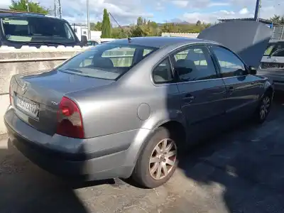 Veicolo di demolizione volkswagen passat b5.5 (3b3) 1.9 tdi dell'anno 2002 alimentato avf