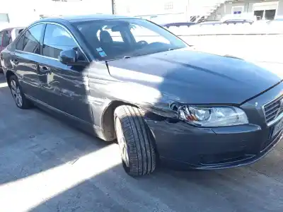 Scrapping Vehicle VOLVO S80 II (124) D5 of the year 2009 powered D5244T10