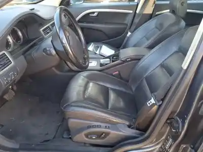 Scrapping Vehicle volvo s80 ii (124) d5 of the year 2009 powered d5244t10